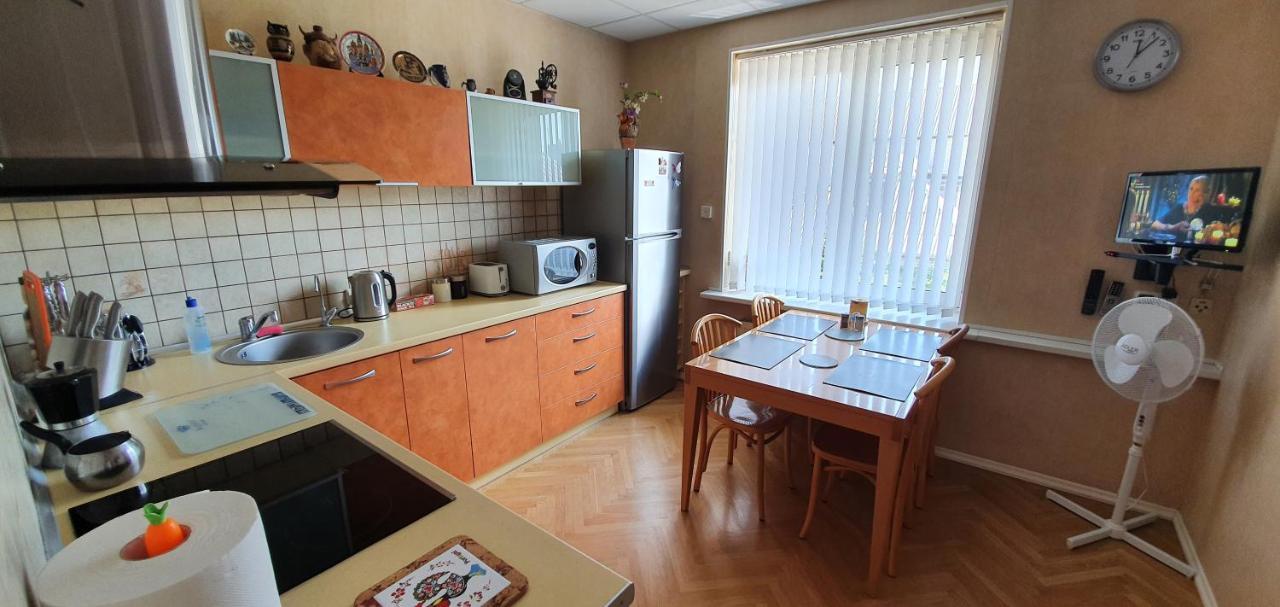 Aparthotel Savas 2 ,,Cosy House Kaunas" & Parking Exterior foto